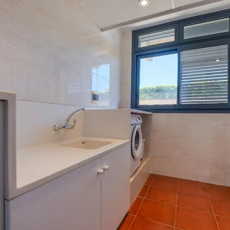 Flateli Palau 1 *